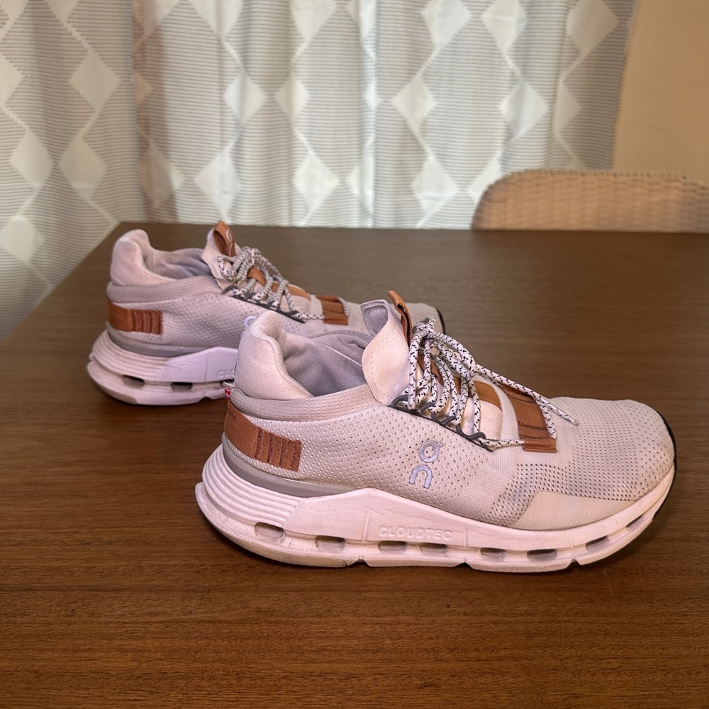 On Cloudnova Women's Running Shoes - White / Pearl
